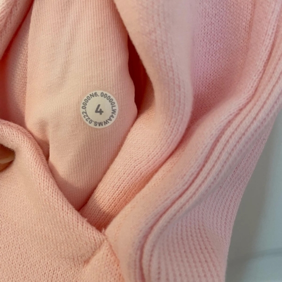 Lululemon Scuba Hoodie Strawberry Milkshake - Picture 3 of 4